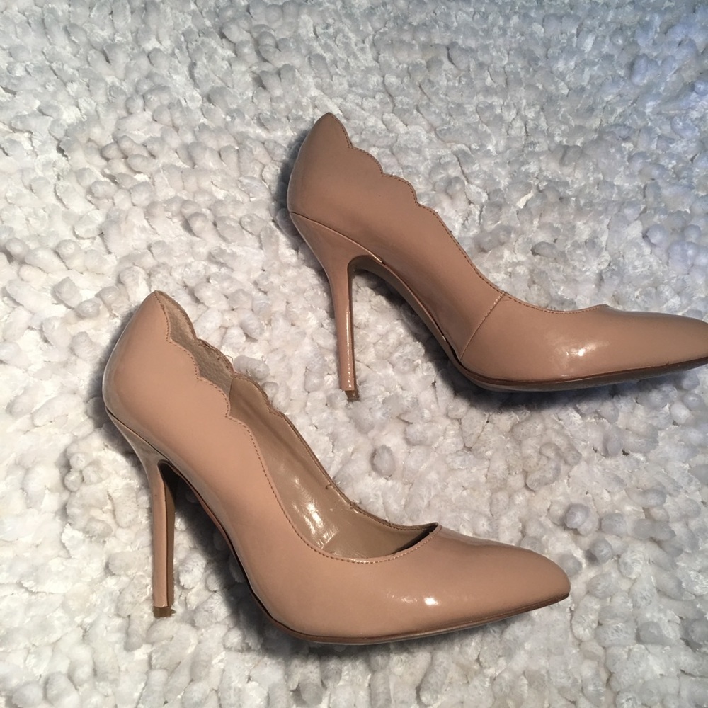 Betsy Johnson Heels - Picture 5 of 7